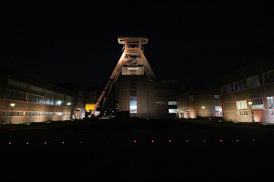 Förderturm Panorama bei Nacht, Zollverein. ©ruhrtropolis.de