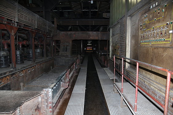 Loren-Zufahrt zur Wipperhalle, Zeche Zollverein. ©ruhrtropolis.de