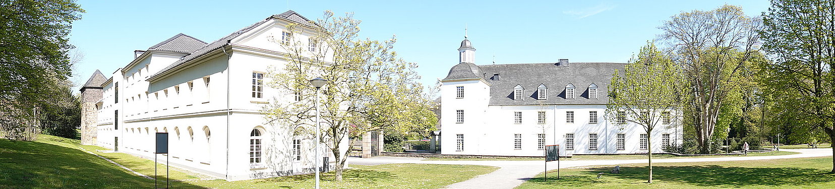 Panorama der Rückseite. Schloss Borbeck, ©ruhrtropolis.de